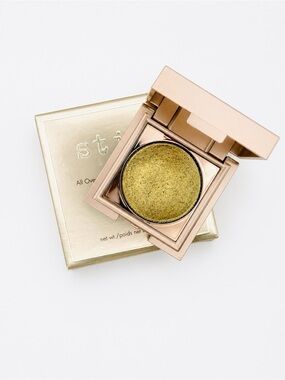 Stila Heaven’s Dew All Over Glimmer – Shade: Lake Hillier New
